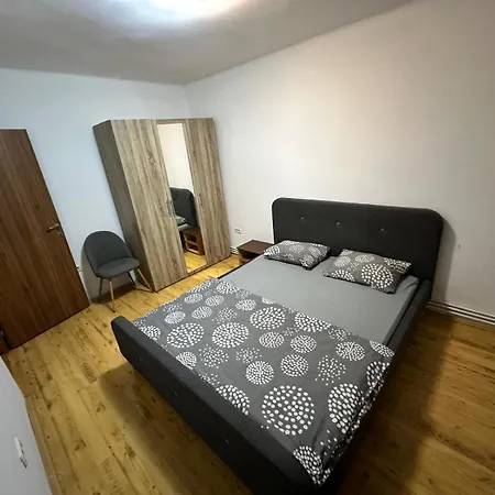 2 Bedrooms Apartment *